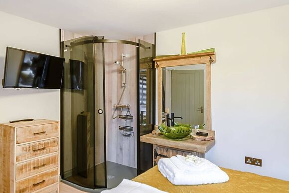 Orchard Retreat in Kirton