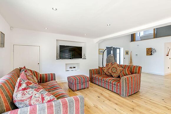 Howell Hall Barn in Howell