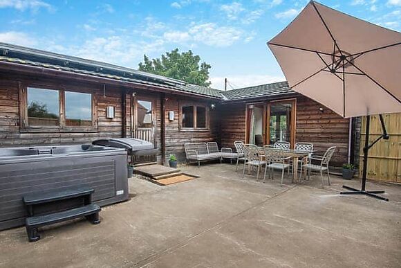 Mayfield Lodge at Mayfield Retreats