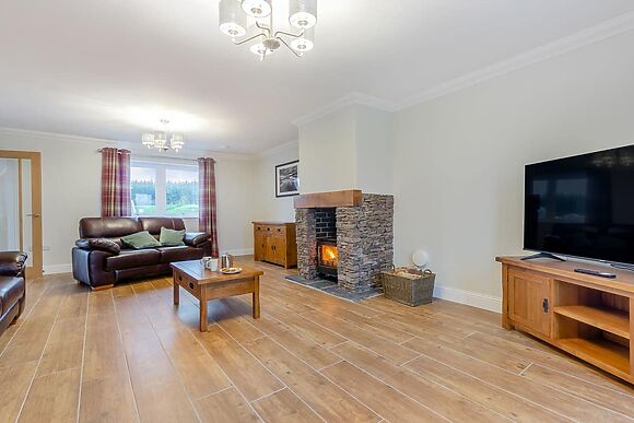 Iora Rua At Gartclach Farm