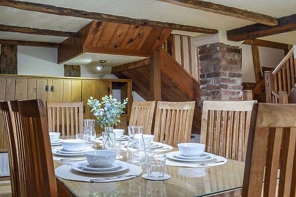 Ysgubor Hir in Trefeglwys