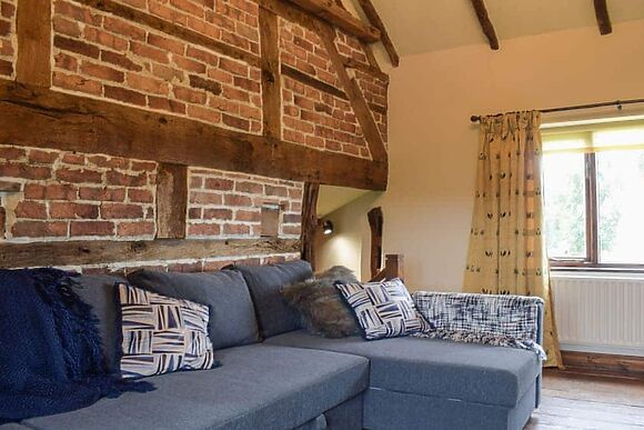 Ysgubor Hir in Trefeglwys