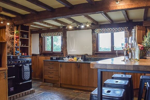 Ysgubor Hir in Trefeglwys