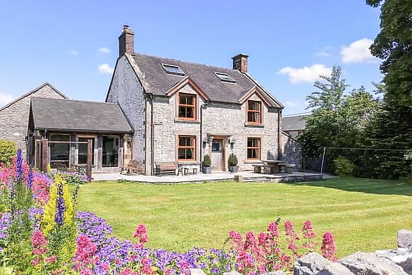 The Farmhouse At Cotterill Farm