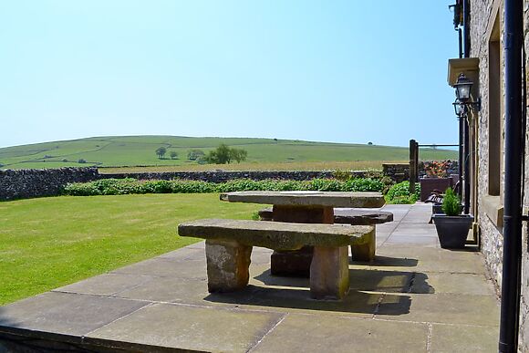 The Farmhouse At Cotterill Farm
