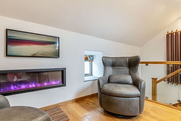 Piggledy Cross Barn in Butterton