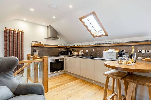 Piggledy Cross Barn in Butterton