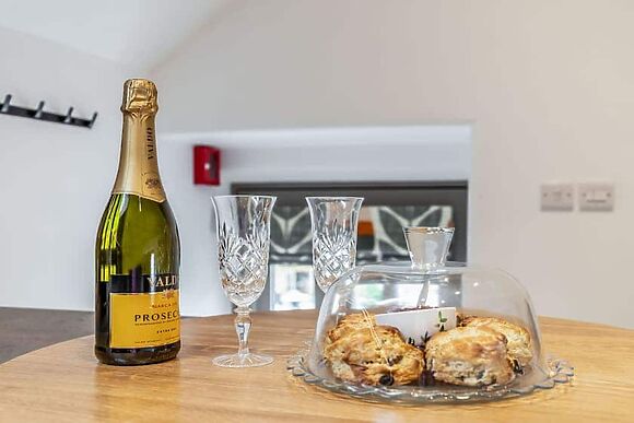 Piggledy Cross Barn in Butterton