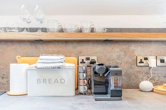 Piggledy Cross Barn in Butterton