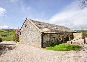 Valley View Barn at Bradbourne