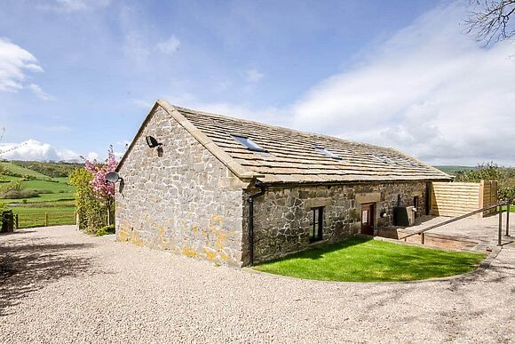 Valley View Barn at Bradbourne