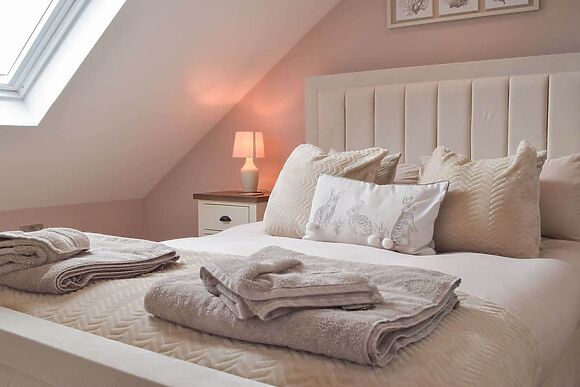 Brook View Cottage in Llanteg