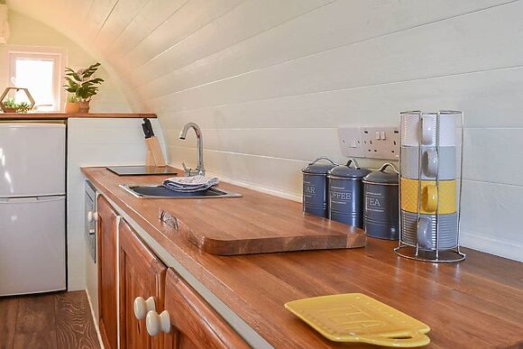 Privet Pod at Stuarts Farm