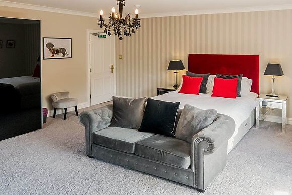 The Farmhouse at Ream Hills