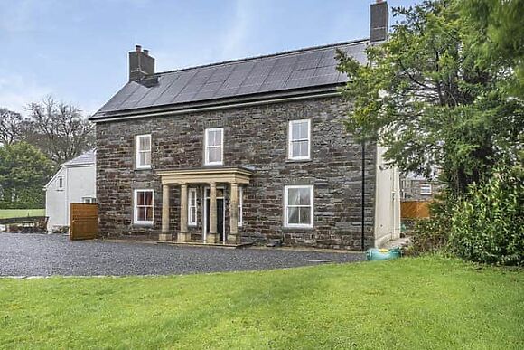 Brynog Mansion Apartment