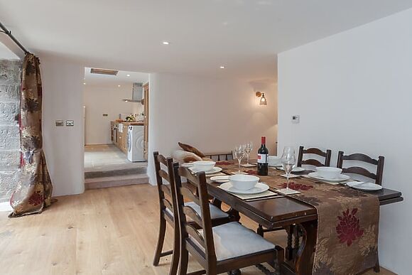 Rue Hayes Farm Cottage