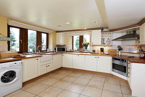 The Farmhouse At Smallshaw Cottages