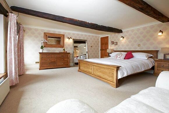 The Farmhouse At Smallshaw Cottages