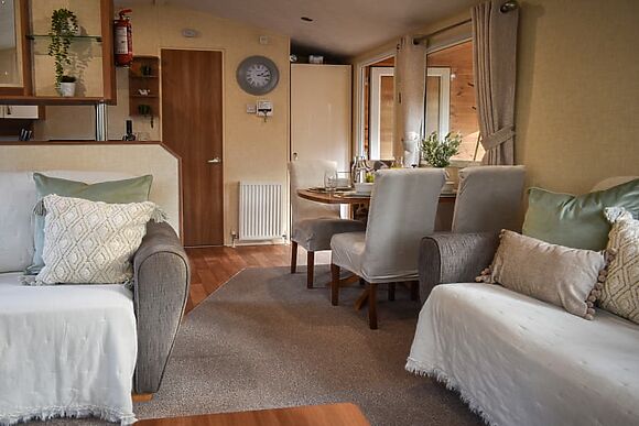 Robin’s Retreat in Kelling Heath