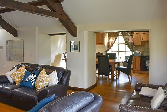 Coombe Cottage At Brockholes Farm
