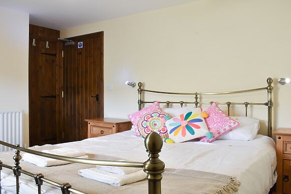 Coombe Cottage At Brockholes Farm