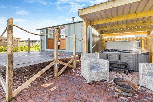 Mayflower at Llawrllan