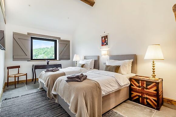 Loch Farm Stables in Watton