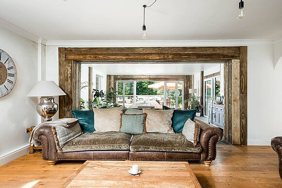 Willis House in Iron Acton