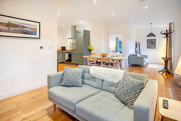 Bay Cottage in Coytrahen