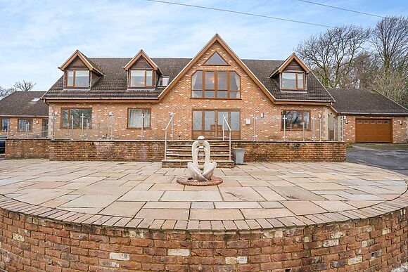 Wernddu Fechan House