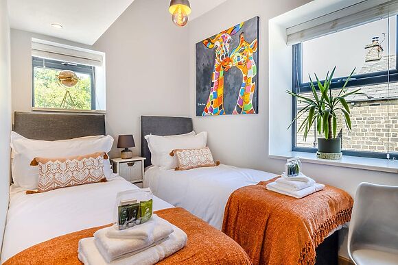 Squirrel Cottage in Glossop