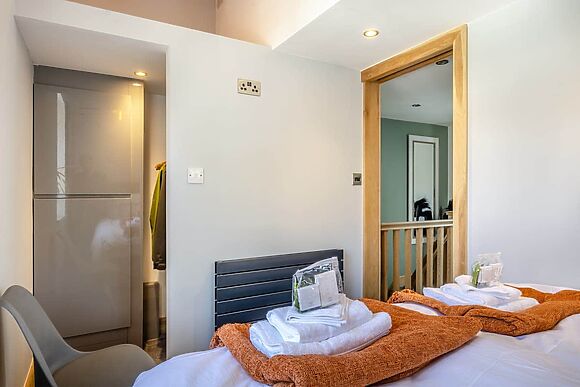 Squirrel Cottage in Glossop