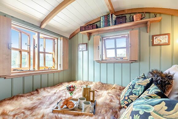 Keepers Hide at Wuthering Huts