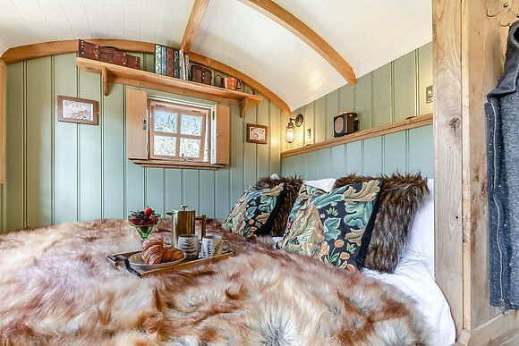 Keepers Hide at Wuthering Huts