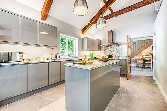 Llwynblyfyn in Llansawel