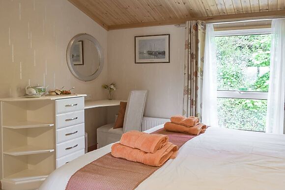 Badger Lodge in Burton