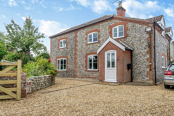 Baythorn End in Bradfield Common