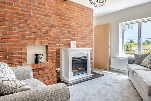 Baythorn End in Bradfield Common