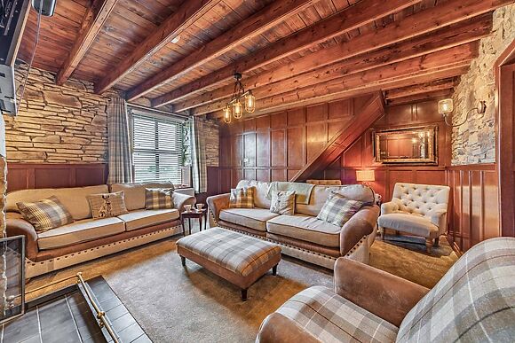 Moss House in Sunniside