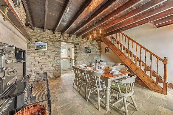 Moss House in Sunniside