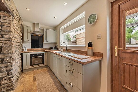 Moss House in Sunniside