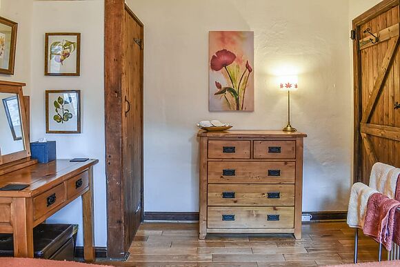 Stoney End Cottage in Worton