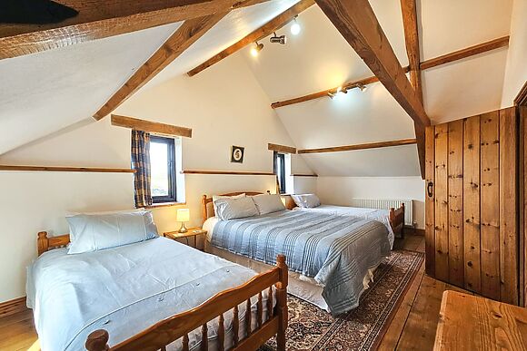 Oak Barn