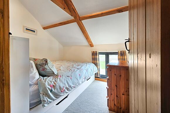 Oak Barn