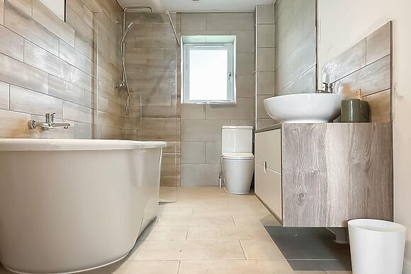 No. 4 Squirrels Nest