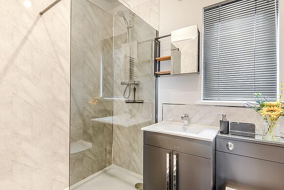 Lodge 1 at Fieldview Fishery