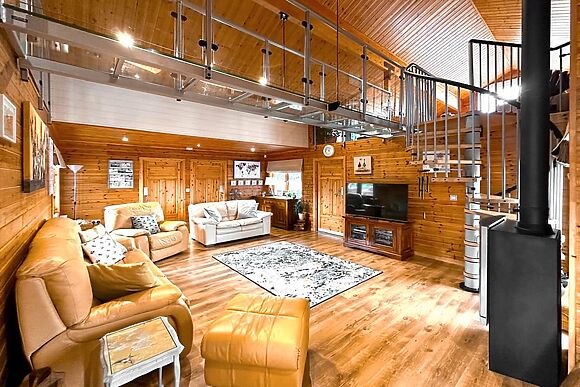 Wild Grape Lodge in Fritton