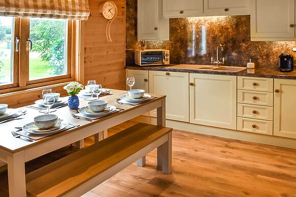 Wild Grape Lodge in Fritton