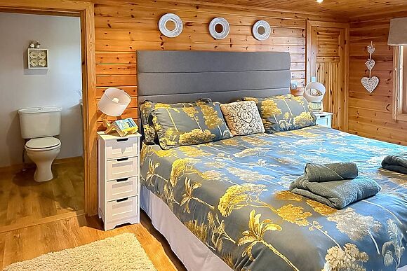 Wild Grape Lodge in Fritton