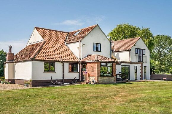 Melsham House in Limpenhoe